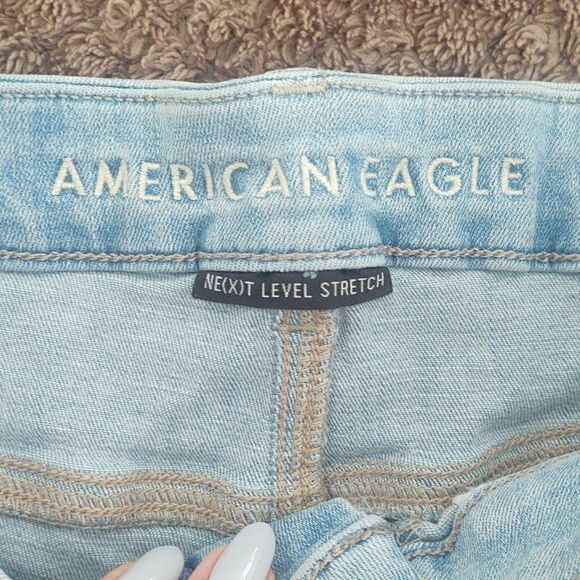 American Eagle Shorts  - Picture 4 of 8